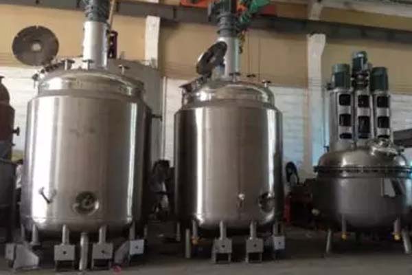 反應釜保溫.jpg 反應釜保溫.jpg