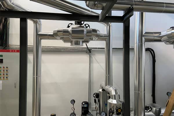 液態(tài)管道保冷工程施工.jpg 液態(tài)管道保冷工程施工.jpg